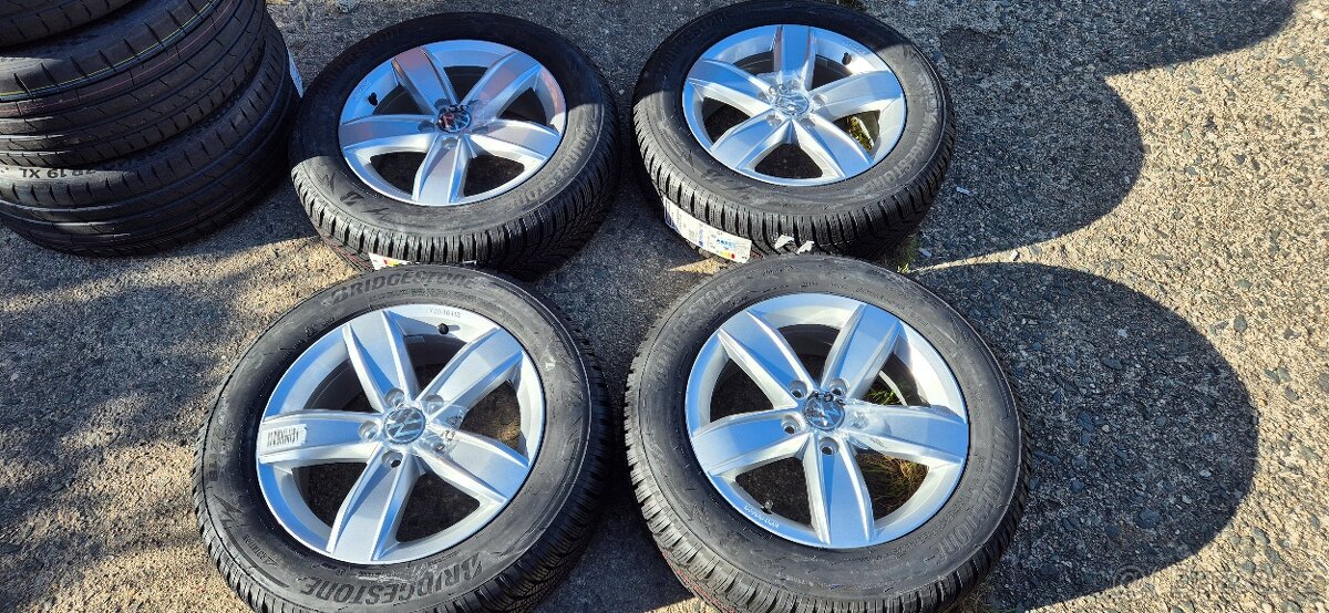 Volkswagen T-Roc originální disky 2GA071496A 6Jx16 ET43 5x11