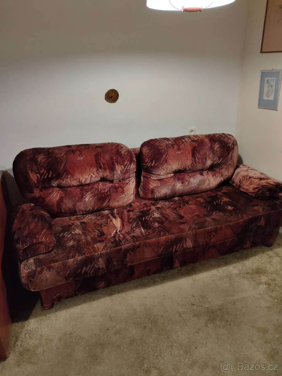 Gauč rozkládací s úložným prostore/Pardubice