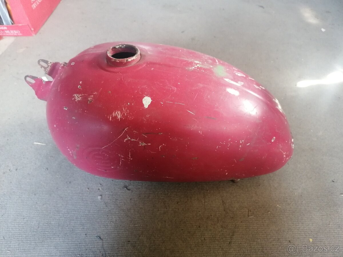 Nádrž na CZ 175/ 477 harlejka, 125/ 476, CZ 175/ 482 trail