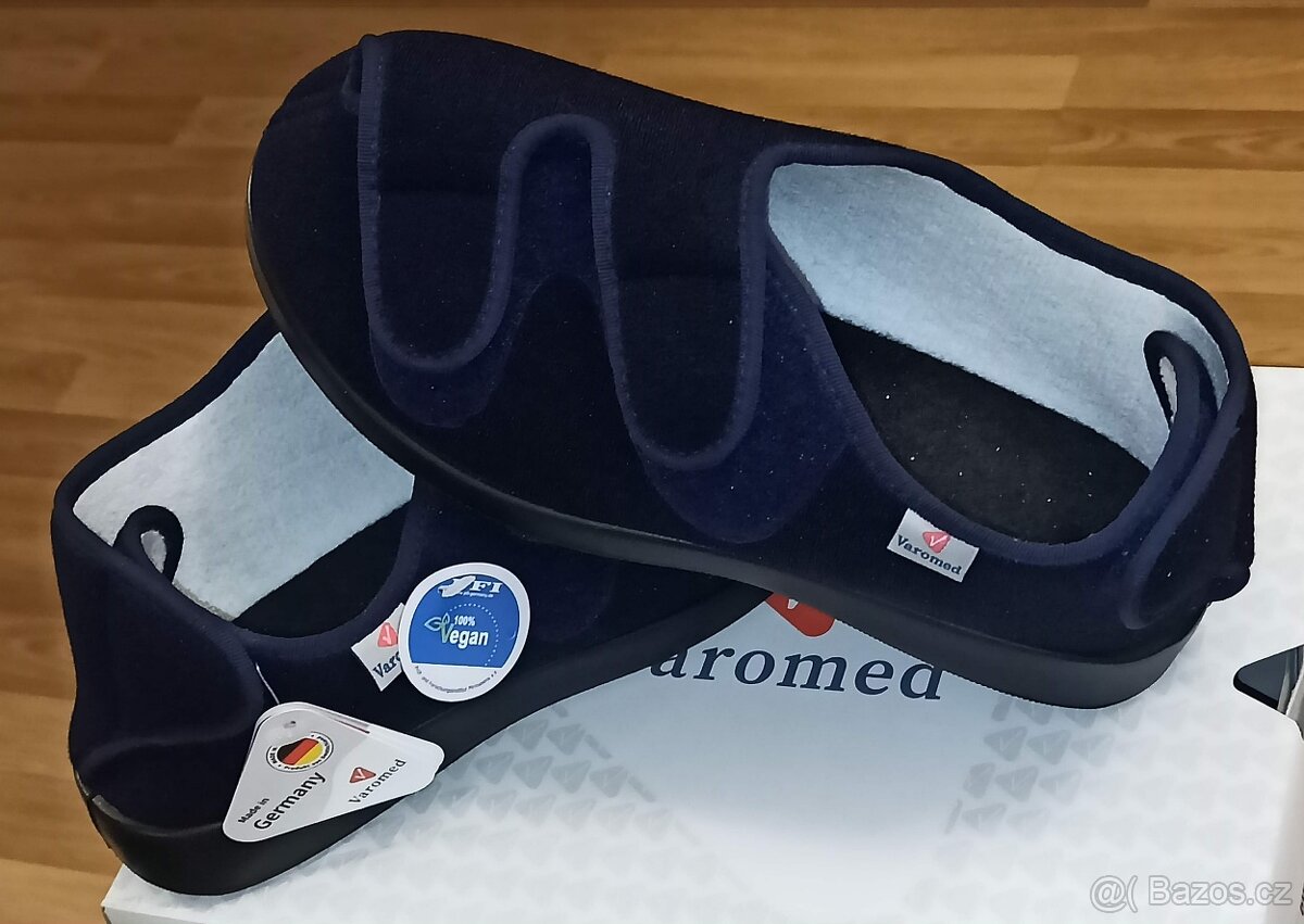Boty pro oteklé nohy Varomed, č. 42
