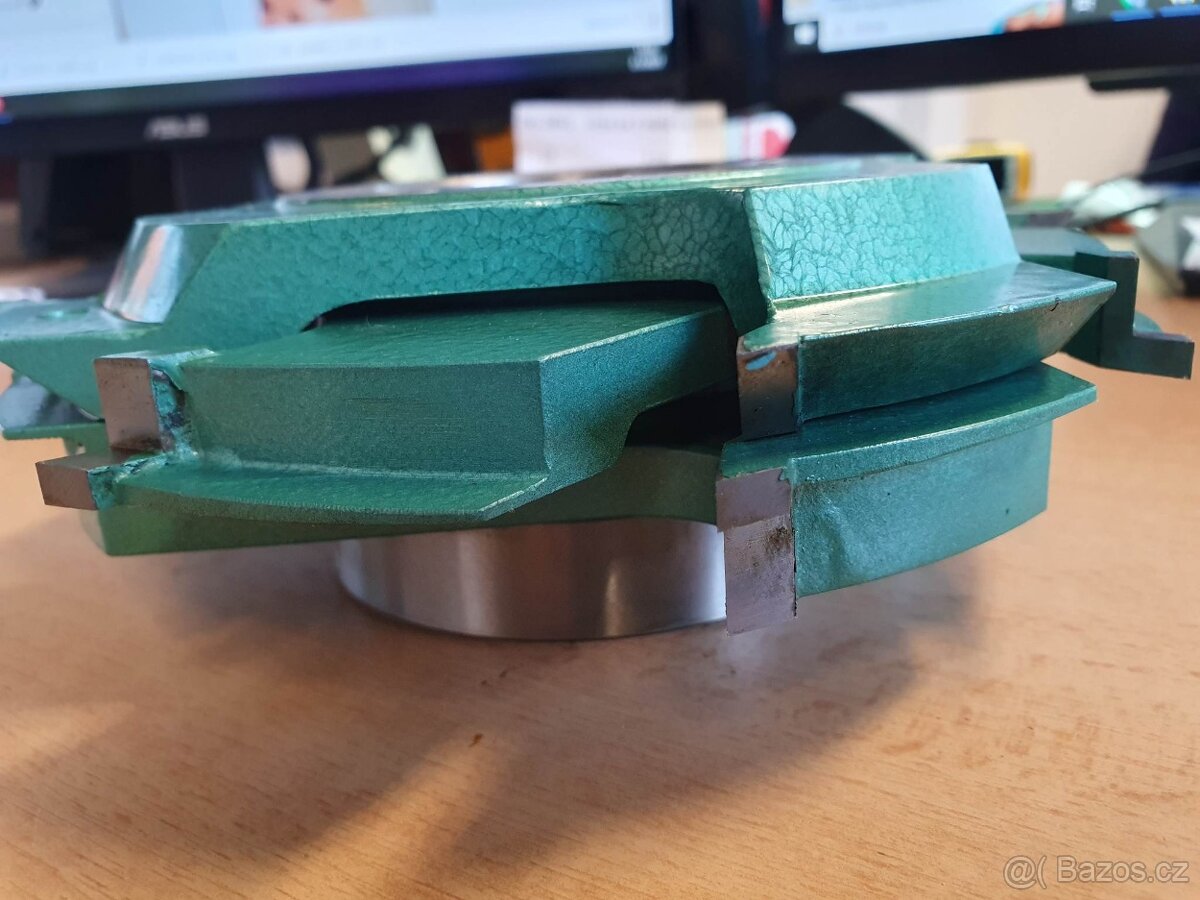 Fréza na parkety - drážka