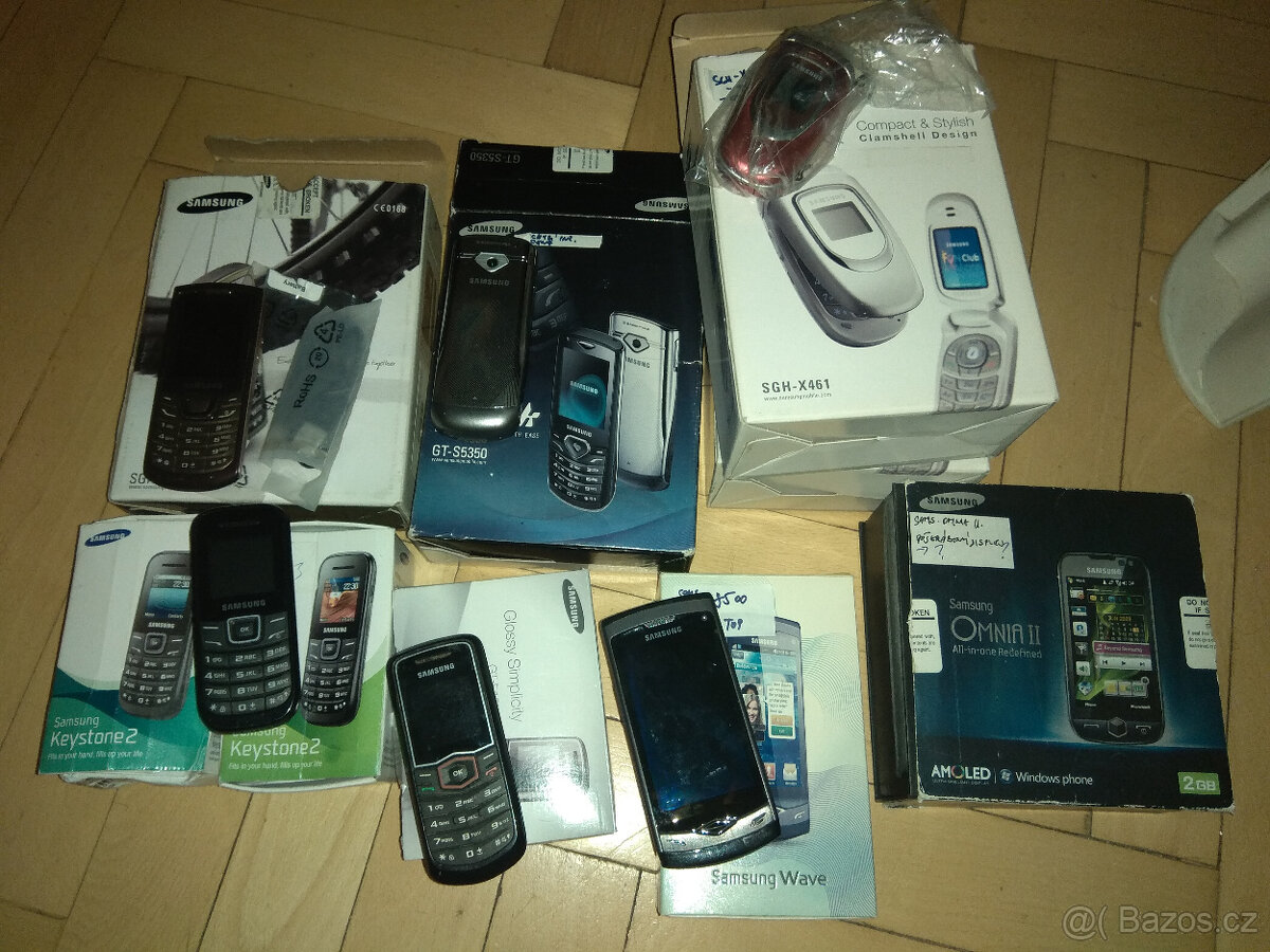 Samsung více modelu