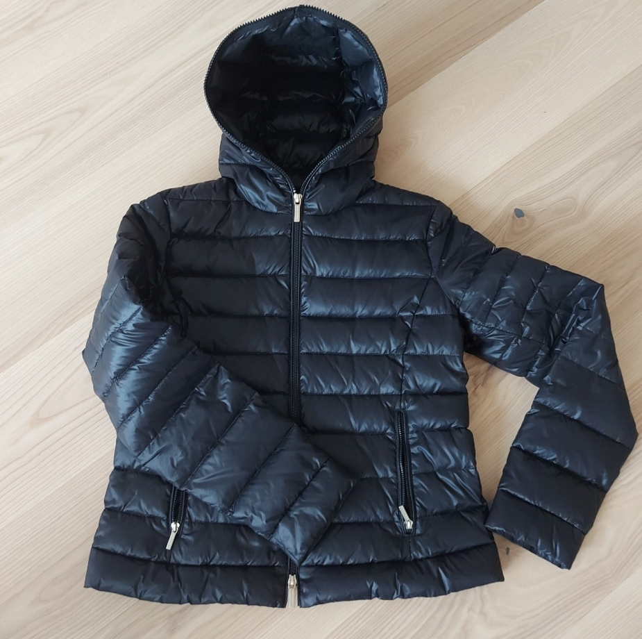 Lehká prošívaná bunda Armani