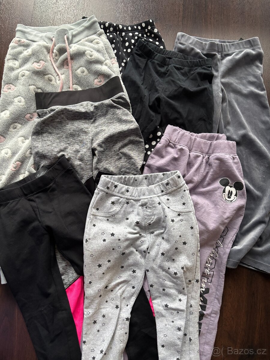 8x kalhoty 122 H&M zateplené