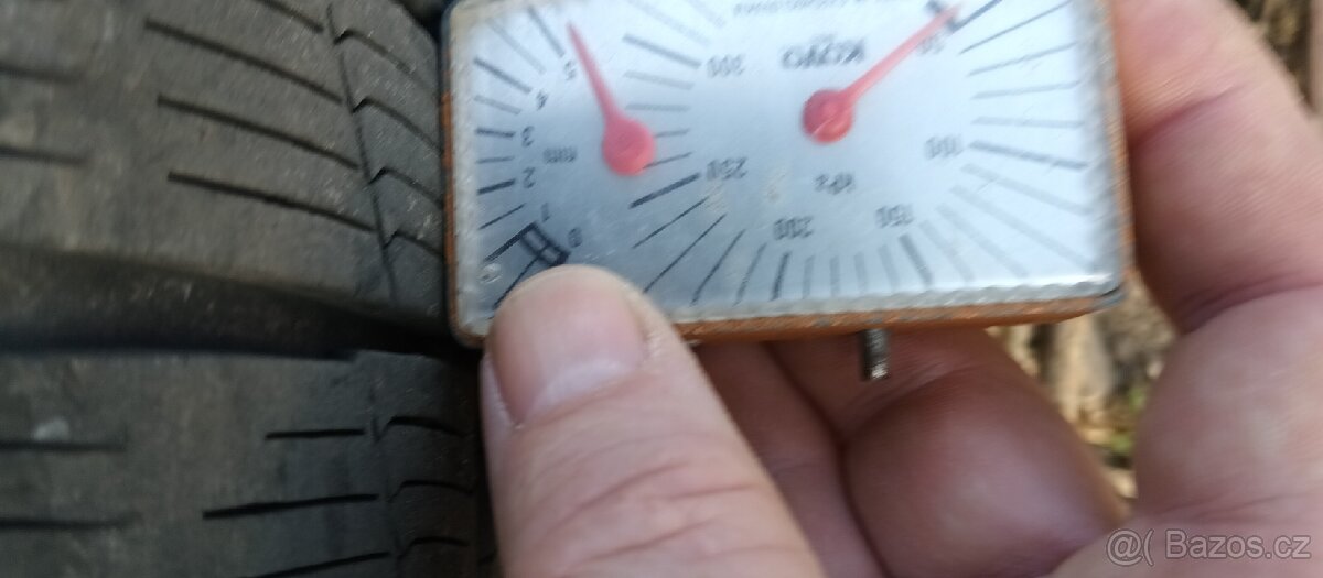 Prodám zimní pneumatiky