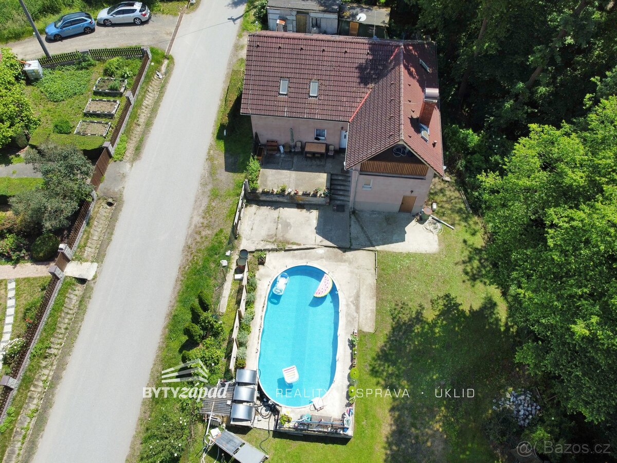Prodej rodinné domy, 200 m2 - Divišov - Radonice