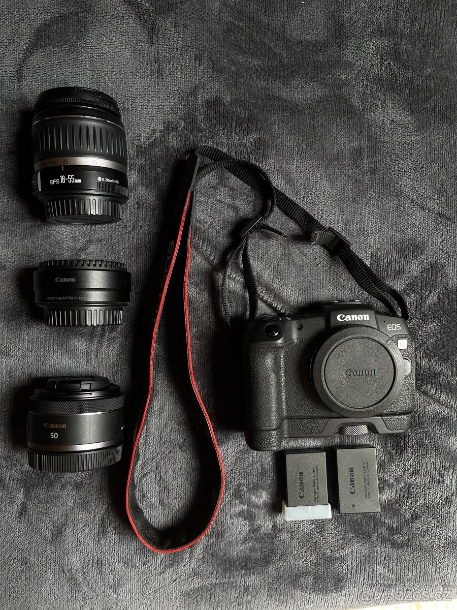 Canon EOS RP + adaptér + 2 objektivy a baterky.