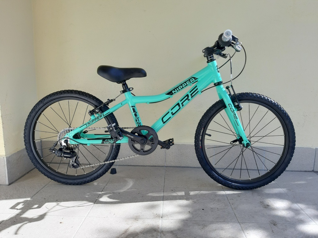 NOVÉ - dětské kolo CORE NIPPER 20" váha: 8,33kg.