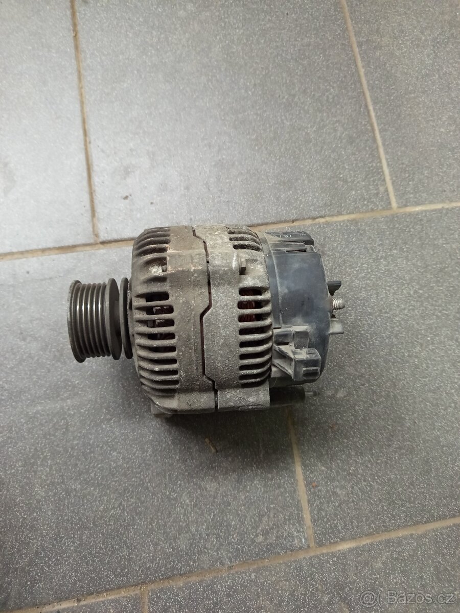 Startér a alternátor Octavia 1 1.8 20v