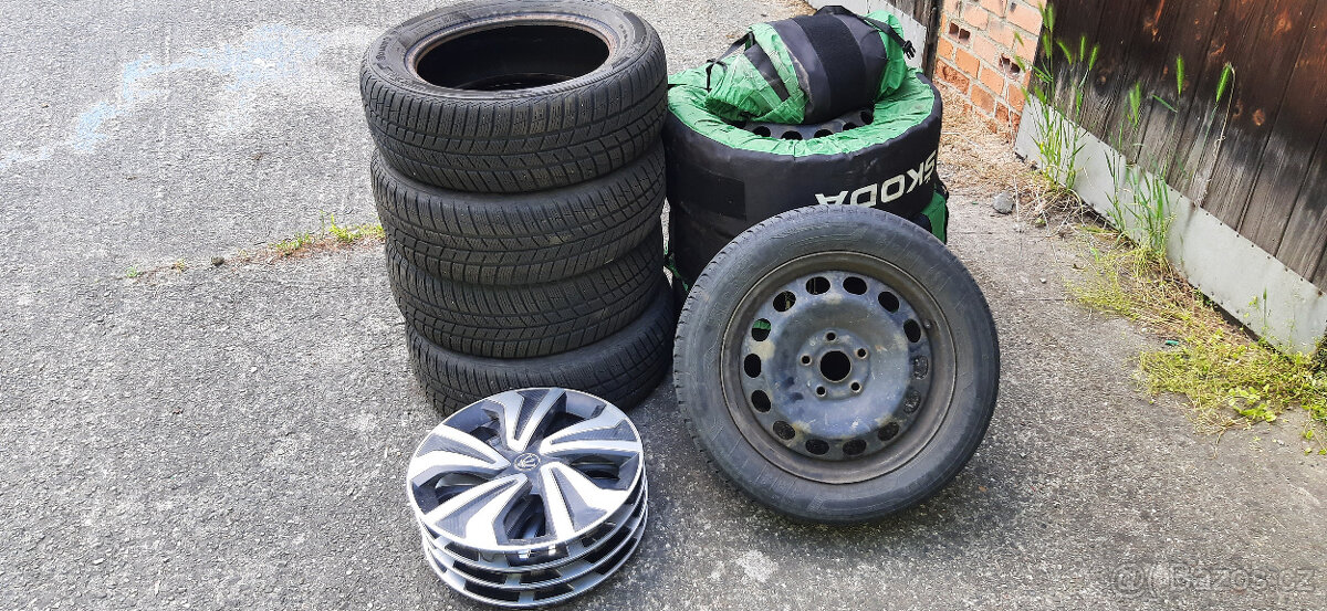 Prodám sadu plech kol s pneumatikama 16" letní + zimní