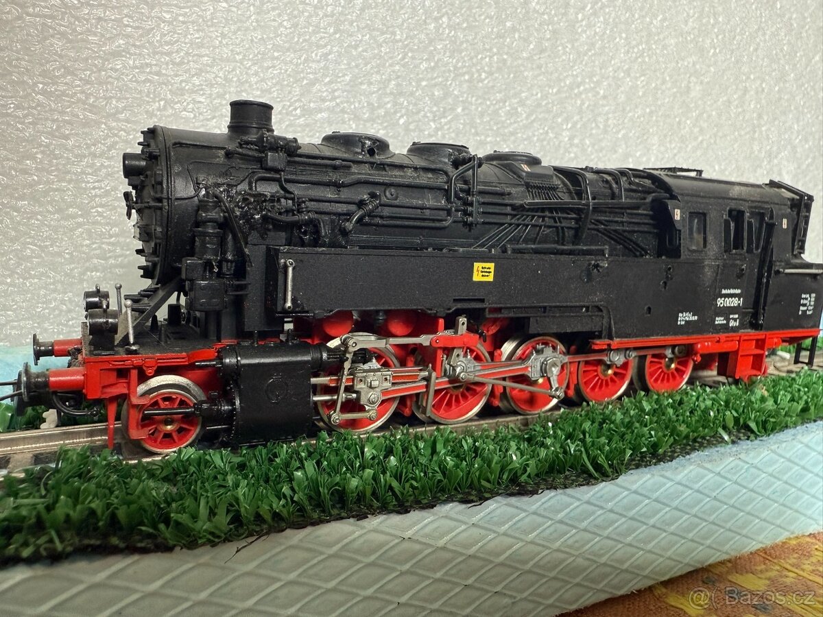 Lokomotiva .H.O. 950028-1 PIKO (Analog)