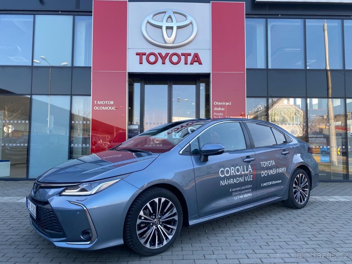 Toyota Corolla sedan 1.8 Hybrid odpočet DPH