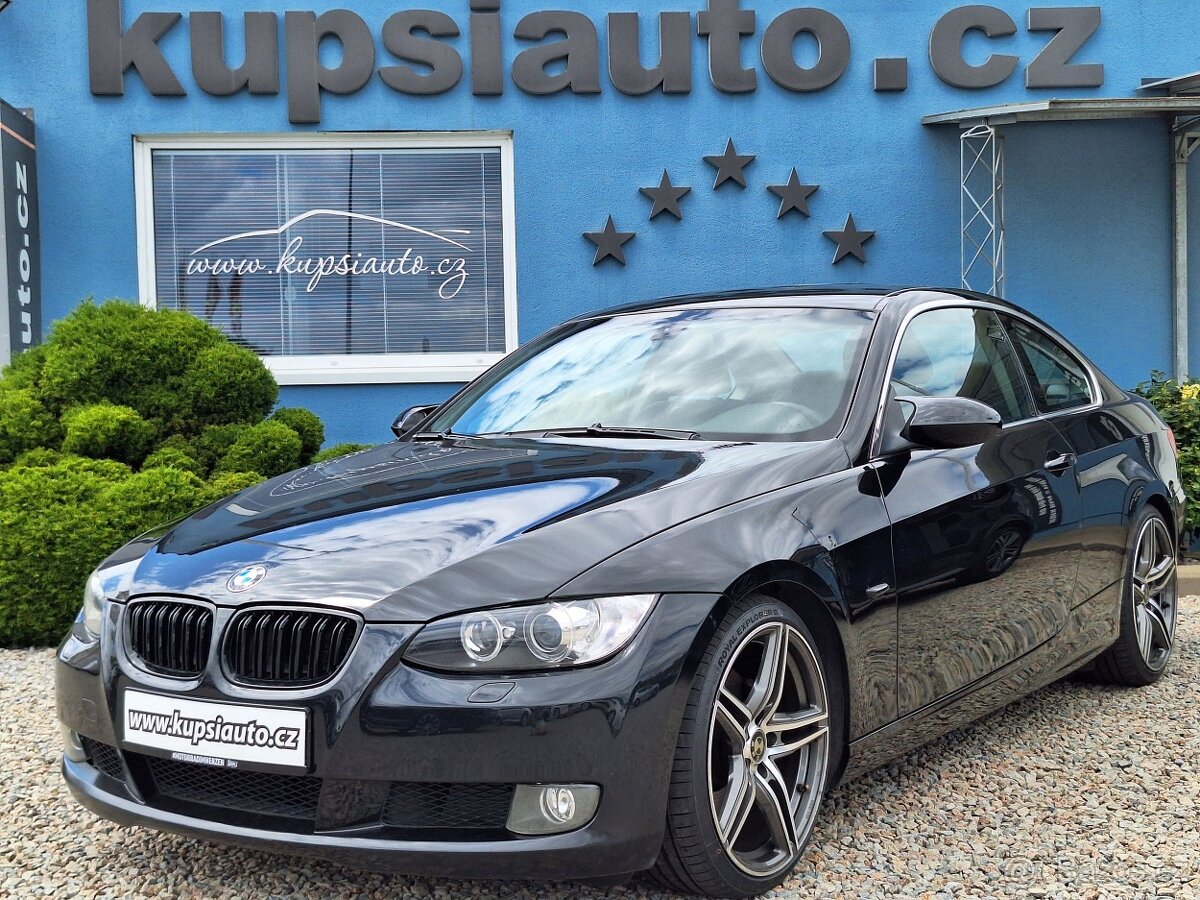 BMW Řada 3, 325i Coupe NAVI, ALU 19
