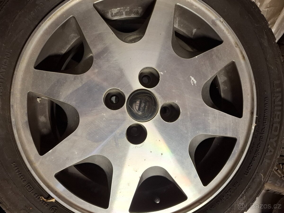 Prodám kola 15 Fiat,Lancia