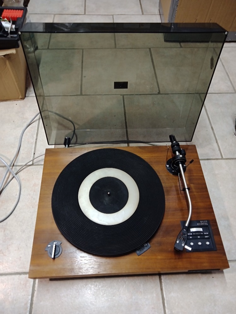 Gramofon Tesla NC450