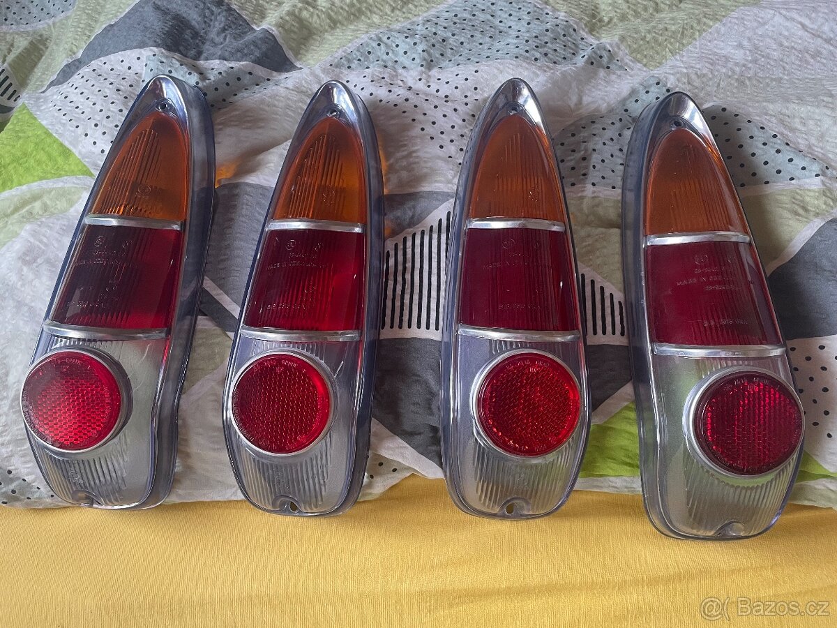 Kryty zadních lamp - světel škoda 1000mb