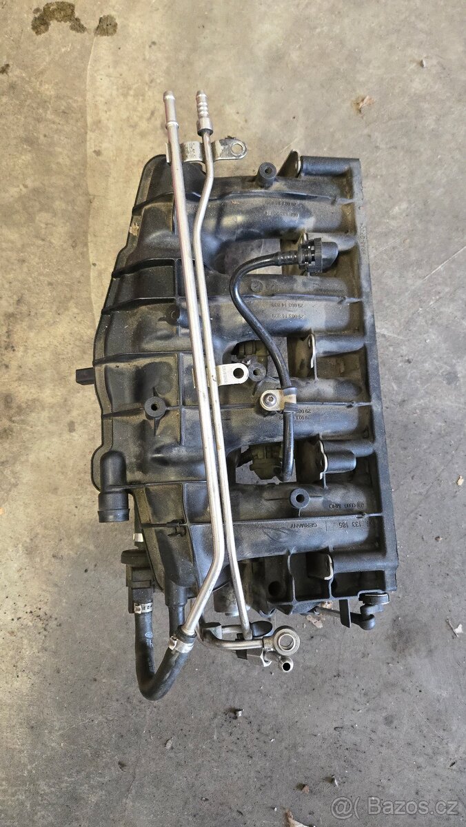 06F133185 Sání motoru + ventil pneu řízení 06F133482