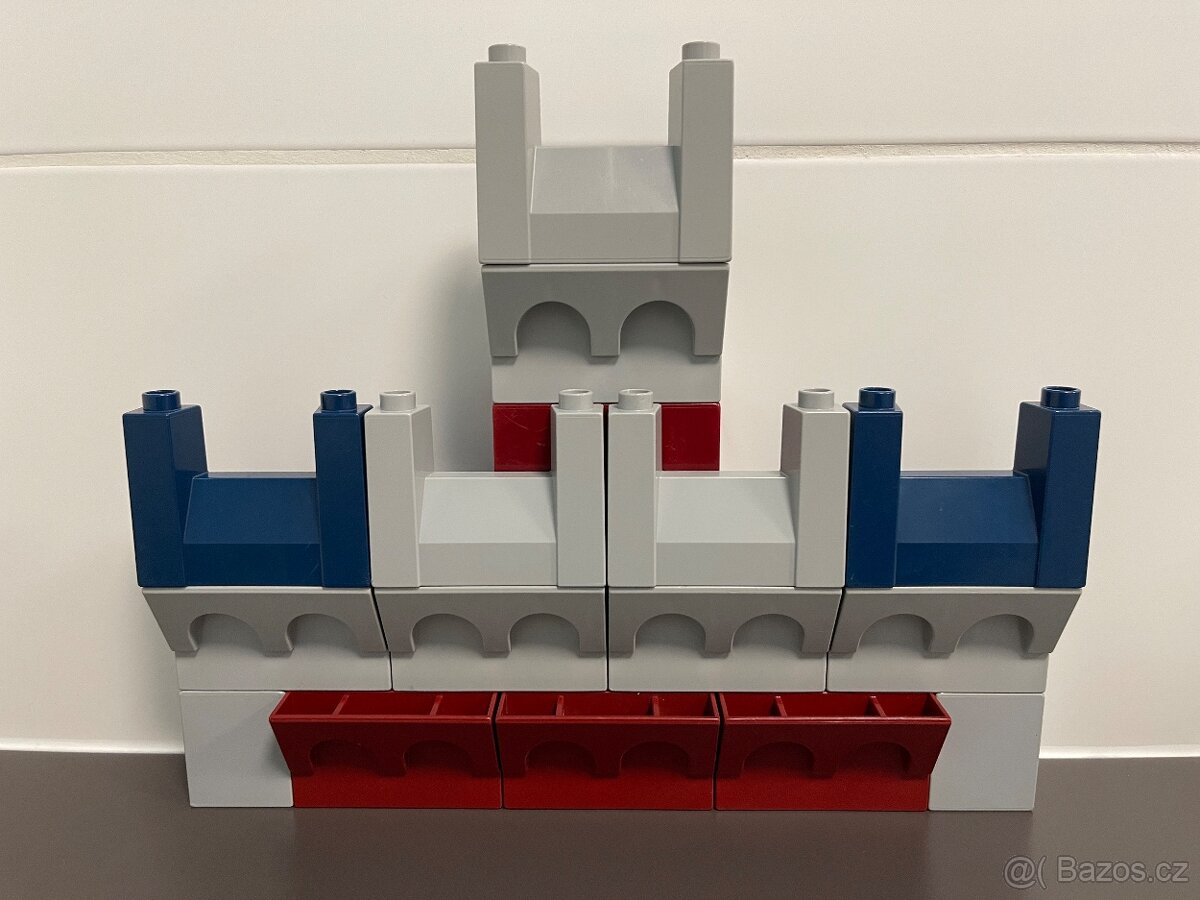 Lego Duplo hradby