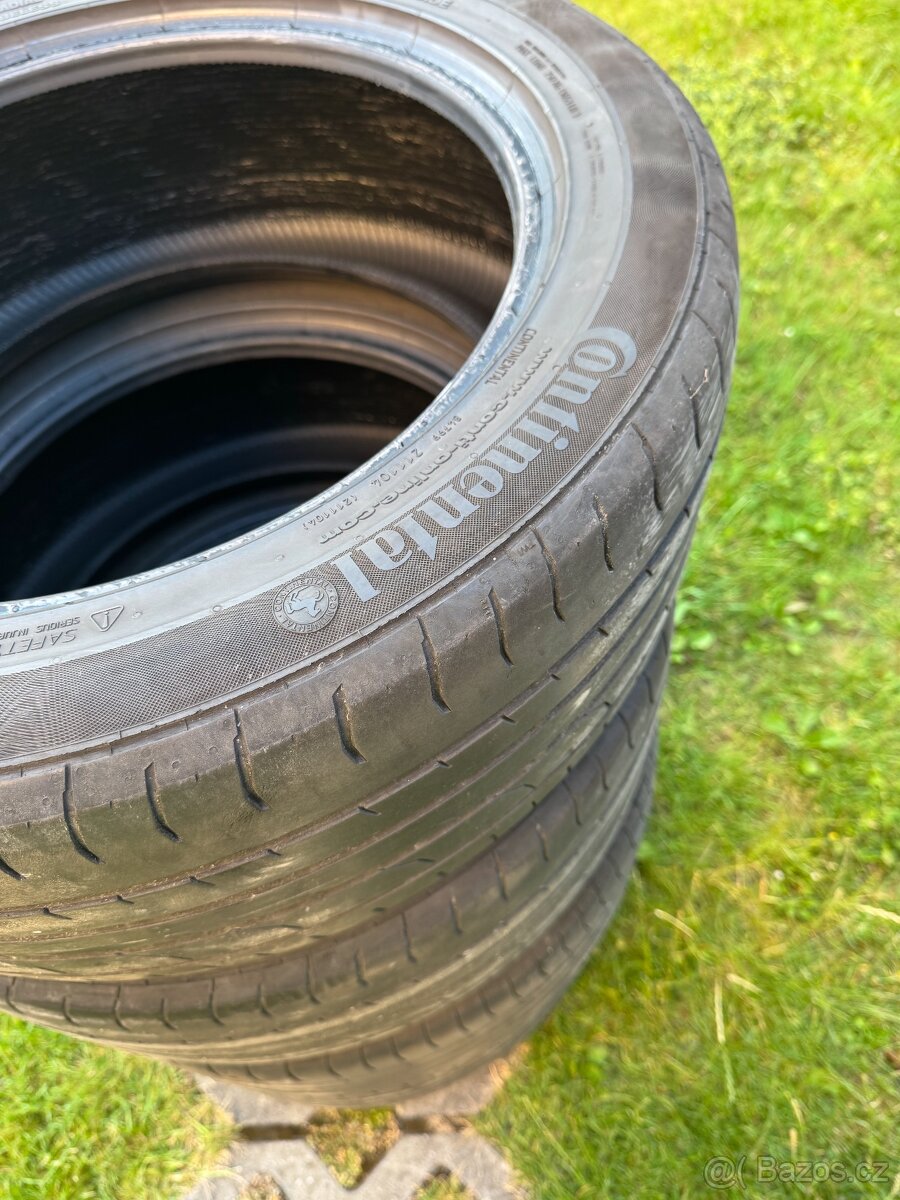 225/50/17