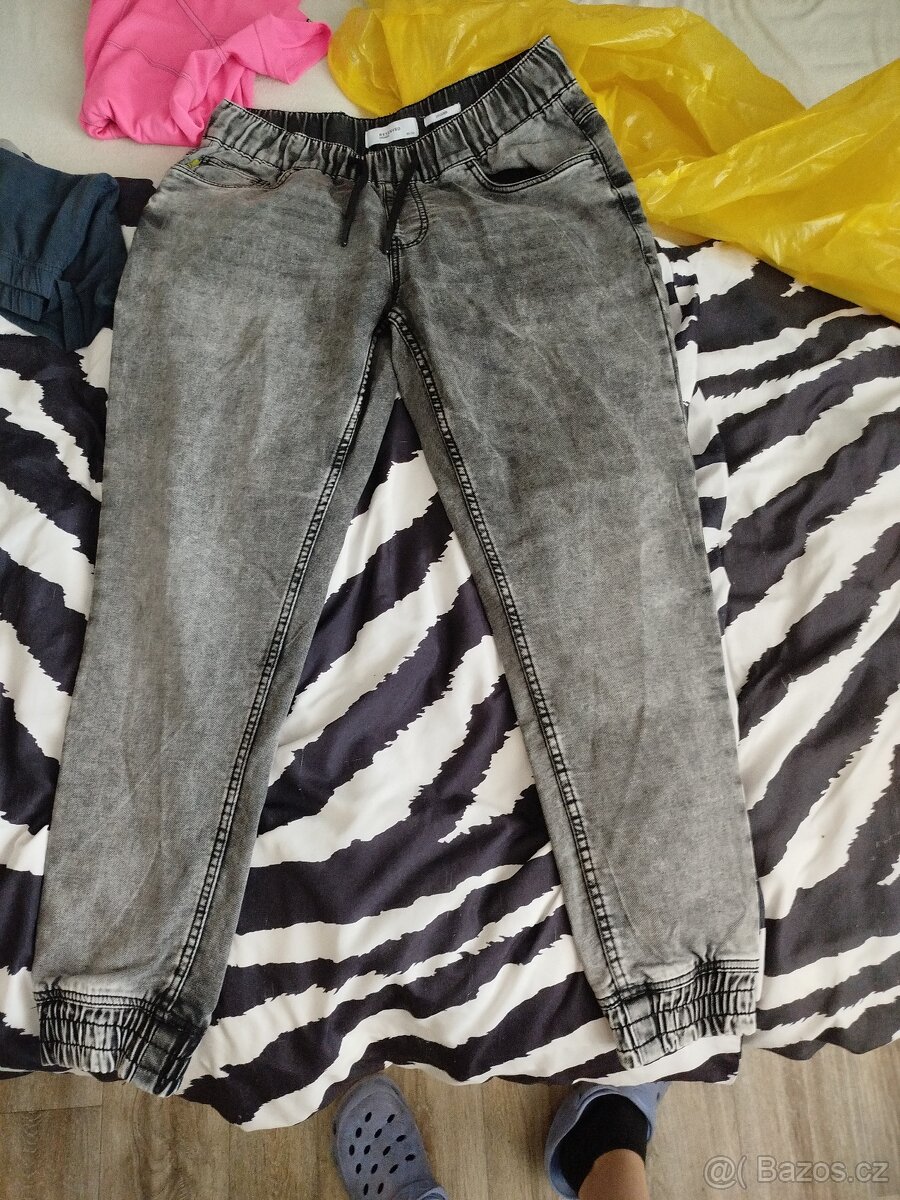 Pánské kalhoty Reserved Joggers velikost 30/32