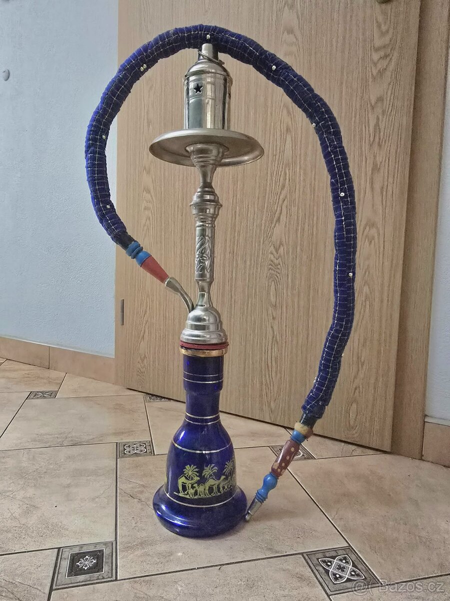 vodní dýmka, vodnice, šíša s příslušenstvím, Tunis