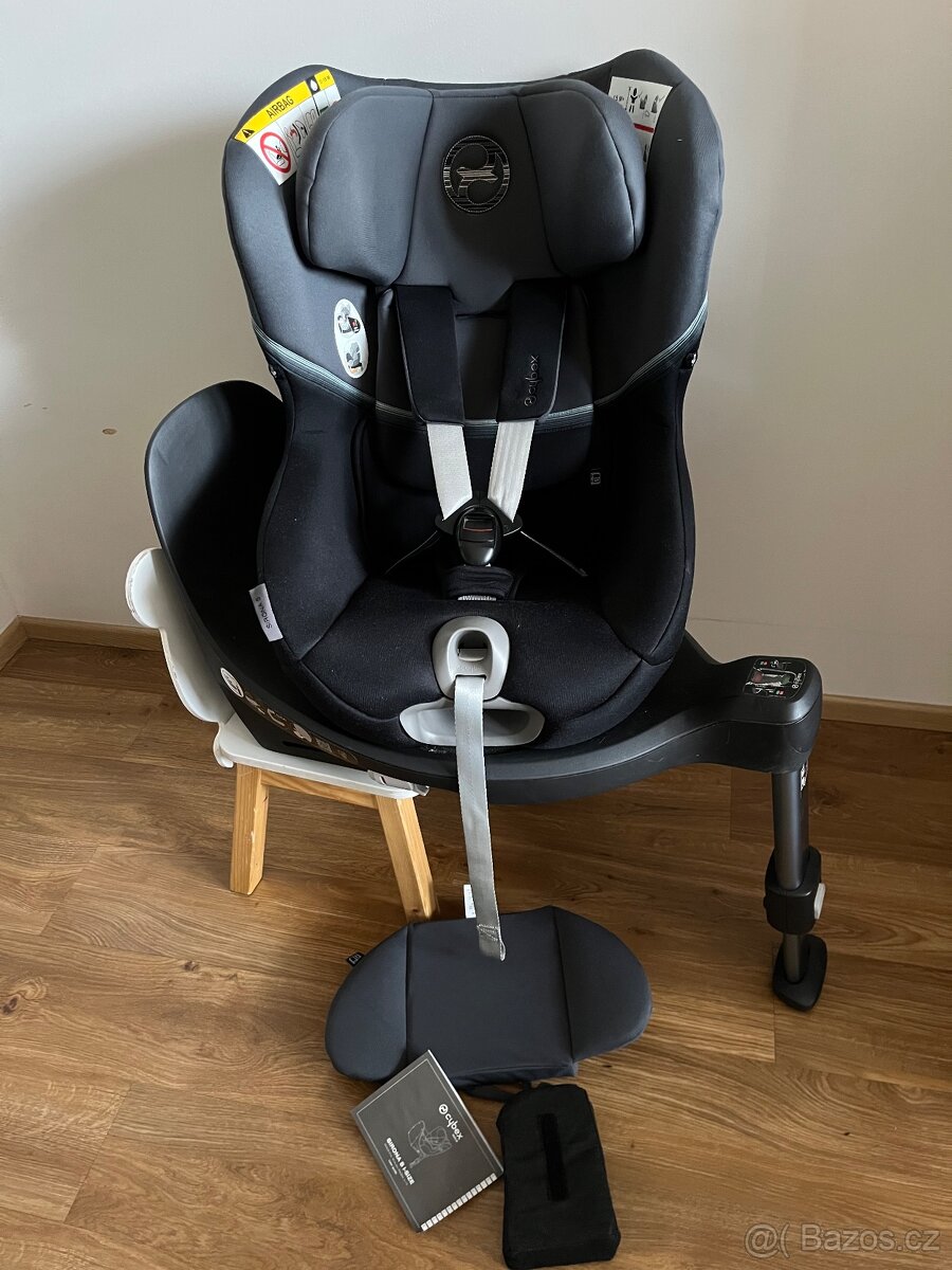 Autosedačka Cybex Sirona i-size včetně základny