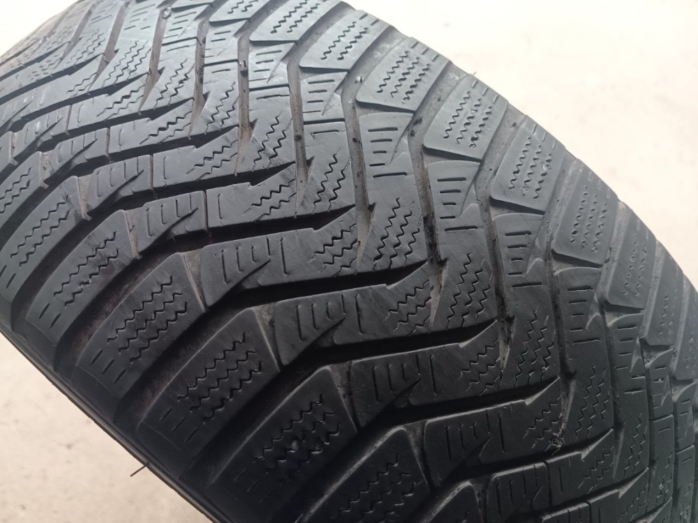 205/55 R16 LAUFENN (4321)