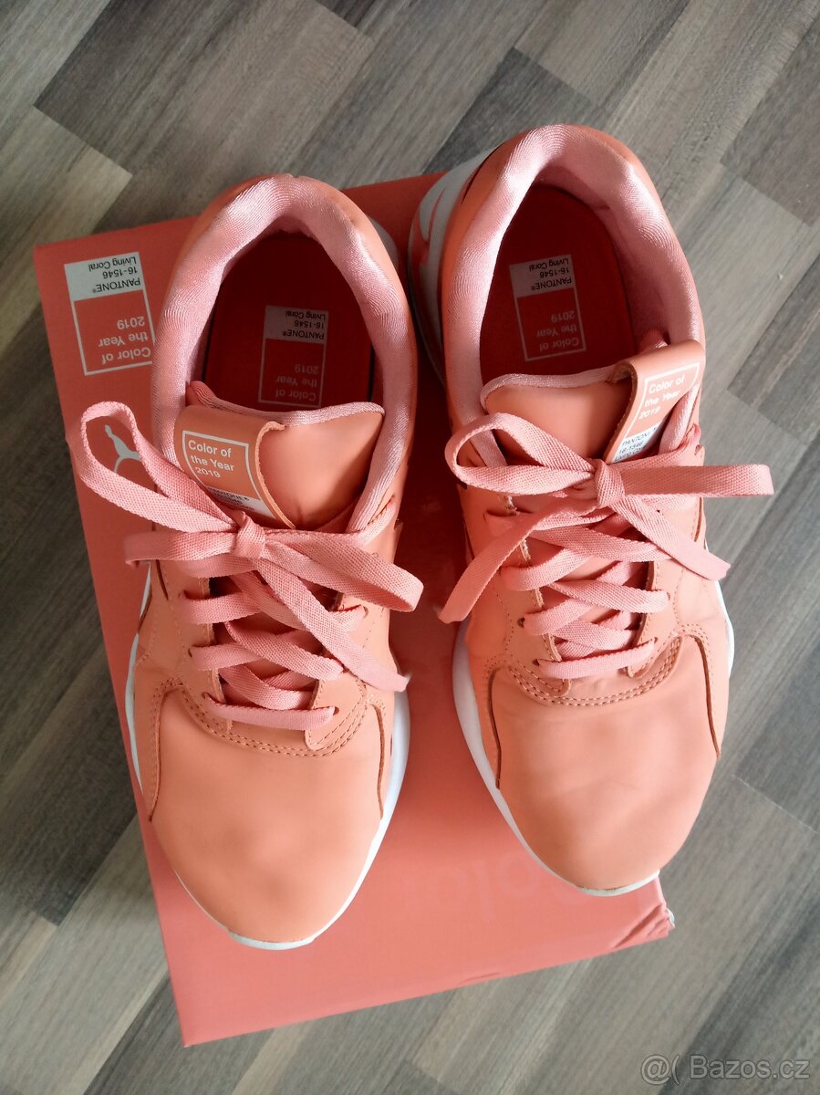PUMA x PANTONE nova trainers in living coral