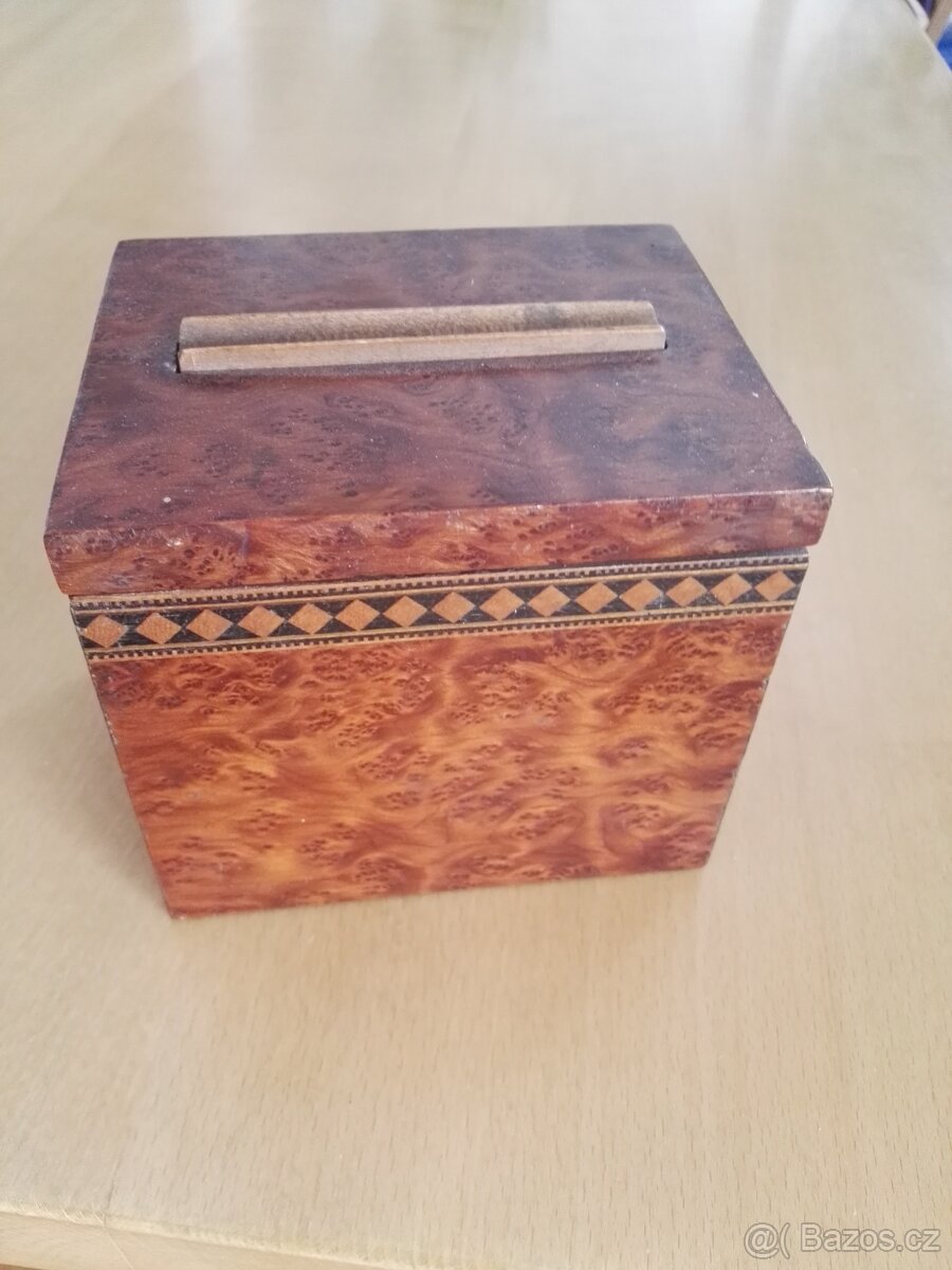 Zásobník na cigarety