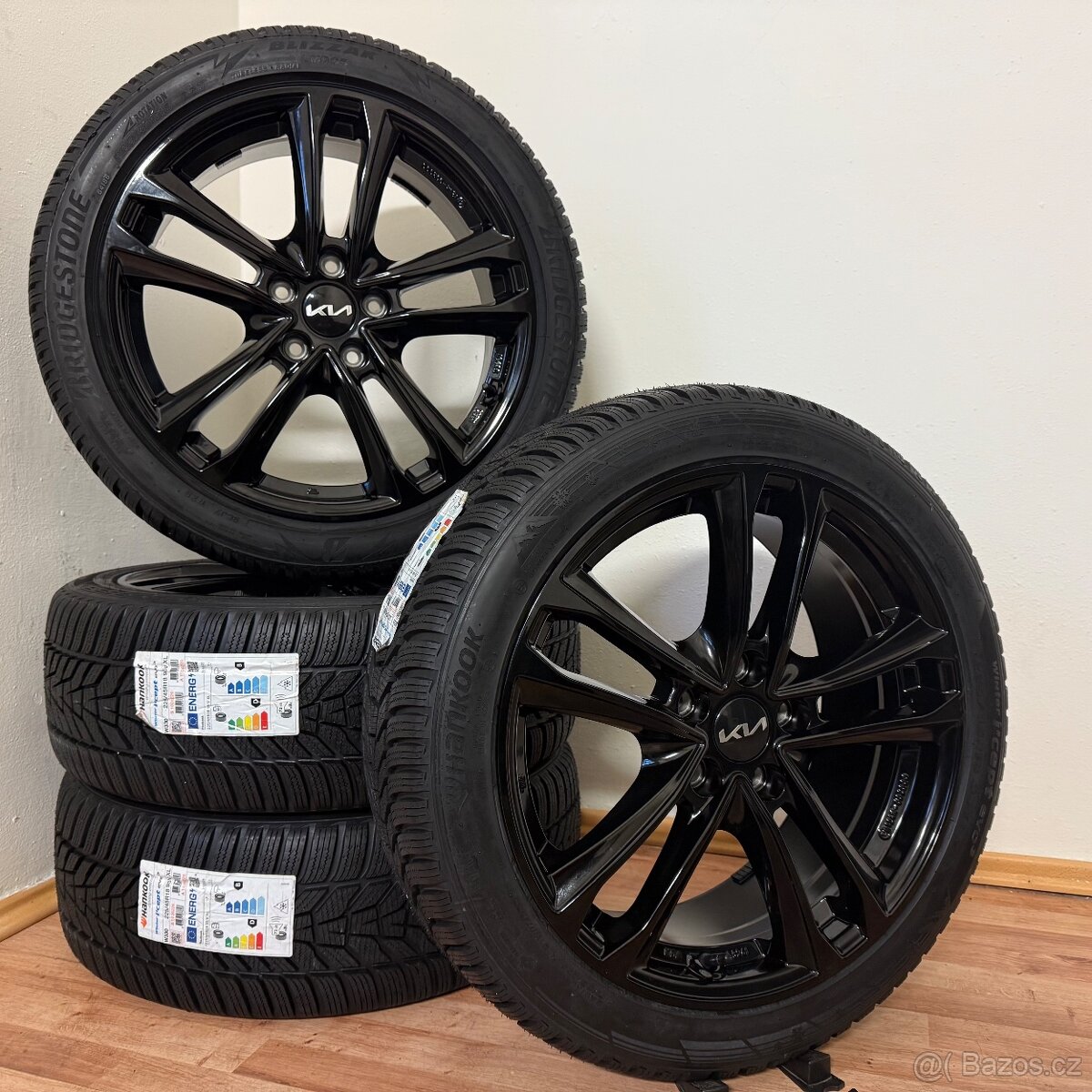 NOVÁ KIA XCEED 5x114,3 R18 ET49,5+NOVÉ ZIMNÍ 225/45R18 8,5mm