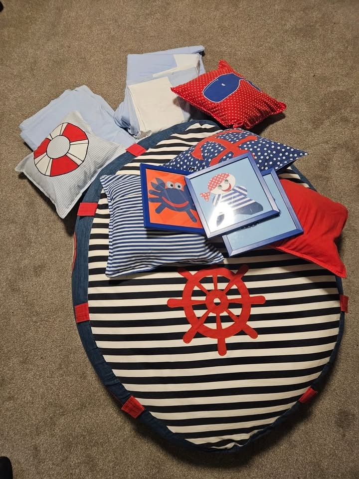 Sada vybavení do dětského pokoje včetně 2x povlečení- námoř