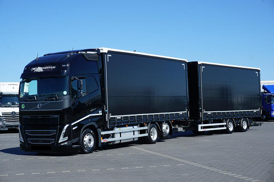 Volvo FH460 6x2 - velkoobjemová souprava průjezdná