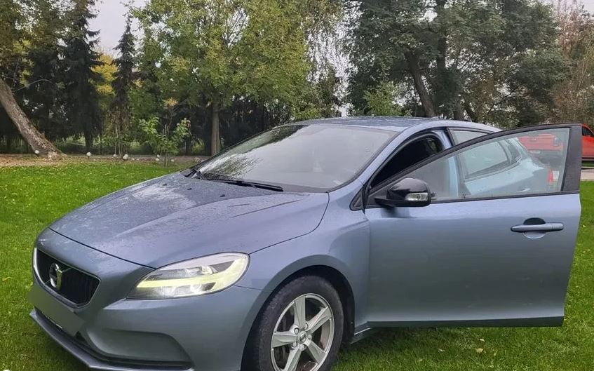Volvo V40 D2 Drive-E Base