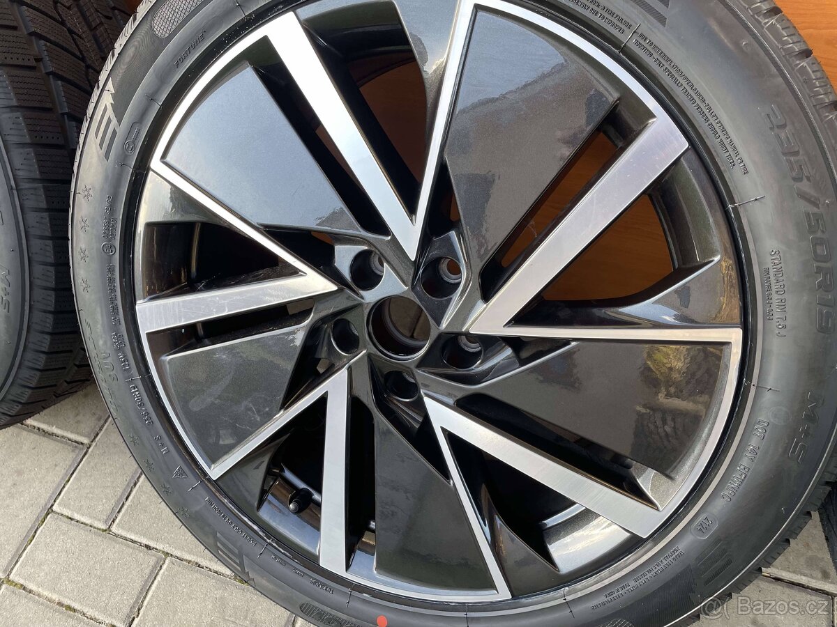 VEGA AERO orig.skoda Superb3V 5x112 8j x19 ET 44 235 50R19