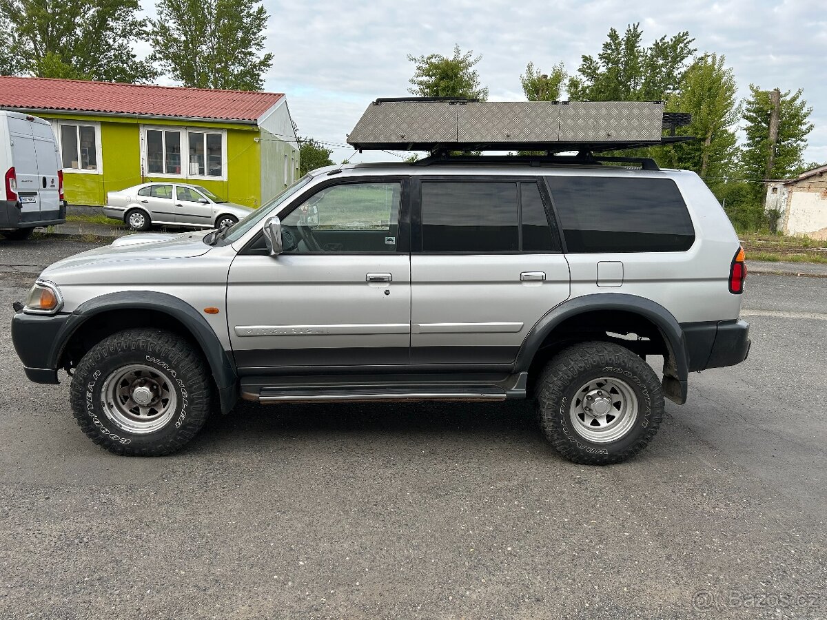 Mitsubishi Pajero Sport 2,5 D