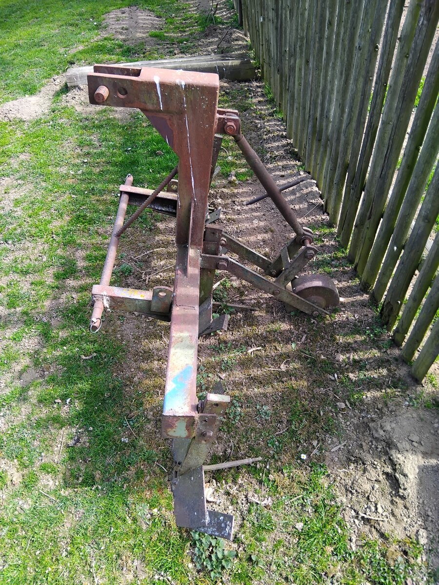 Prooravač (plečka na brambory)