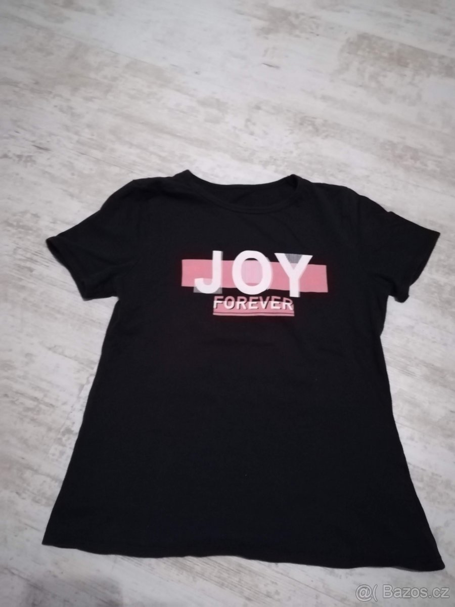 Černé tričko JOY 134
