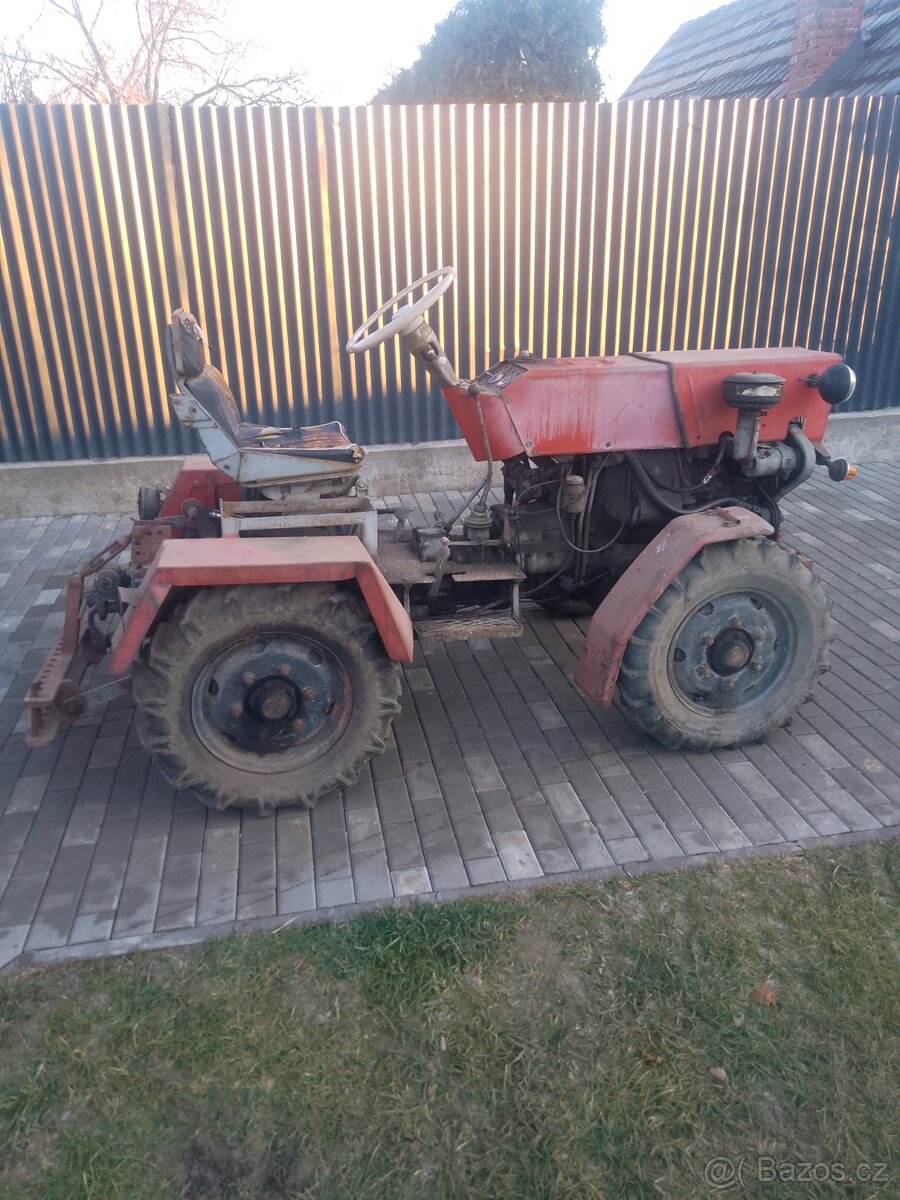 Malotraktor domácí vyroby