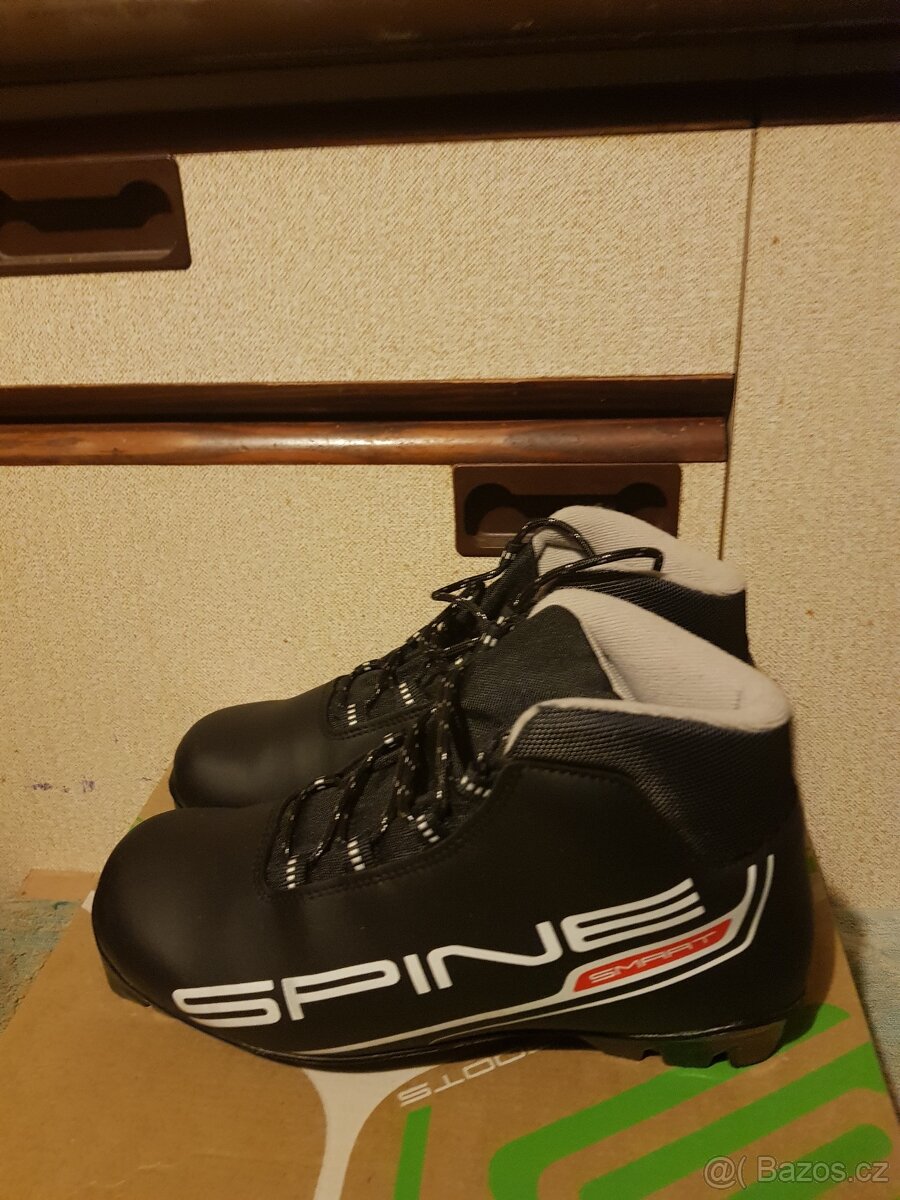 Prodám úplně nové boty na běžky SPINE SMART v.37 až v.40