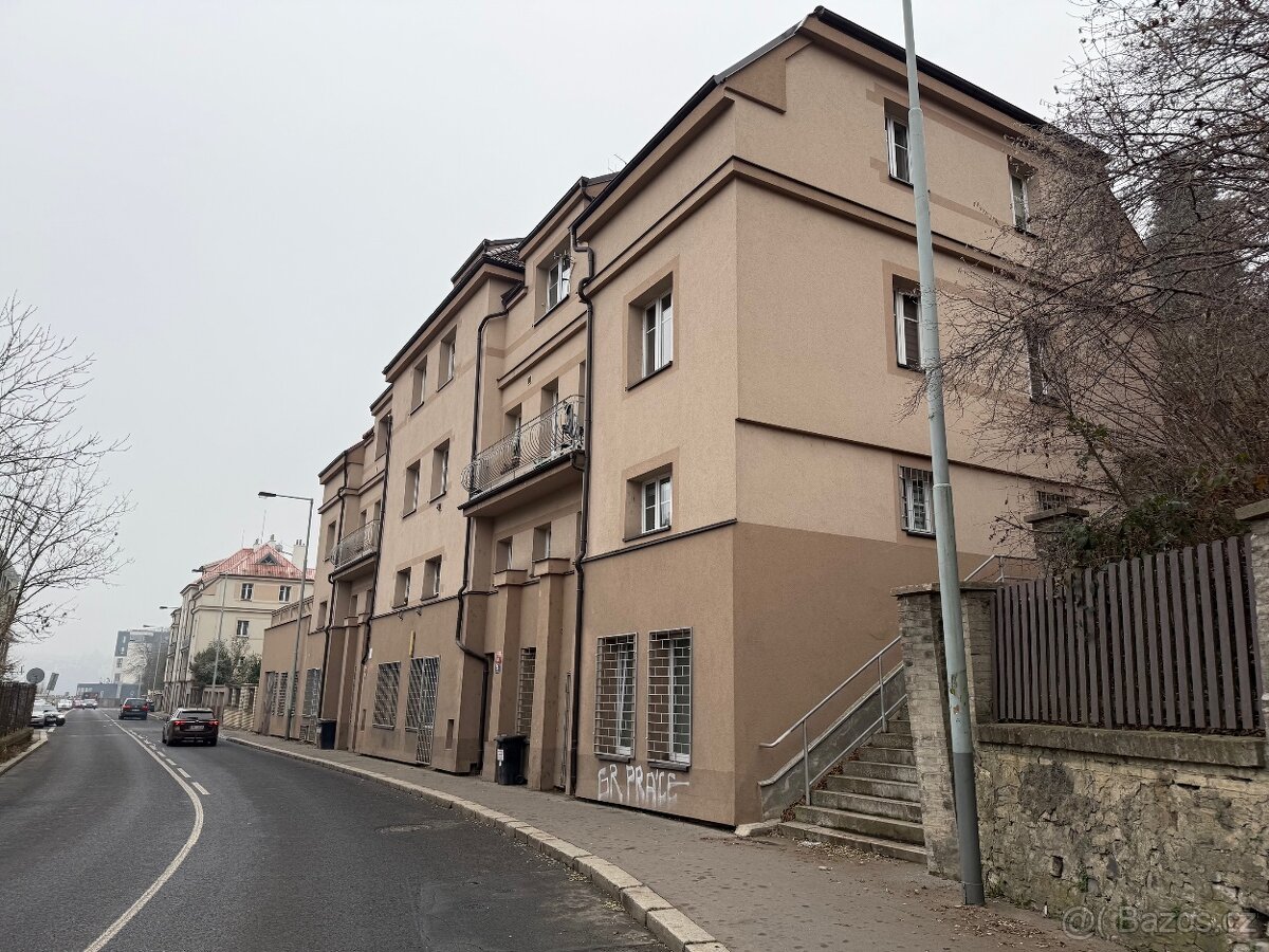 Prodej Luxusního bytu 3+KK – Křížová, Praha 5 Smíchov