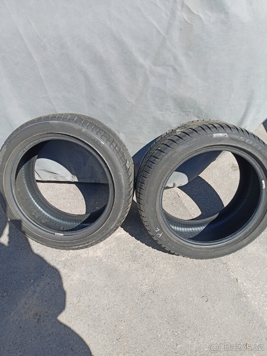 2x Pirelli sottozero 275/40 103V (Dot 3619) zimní