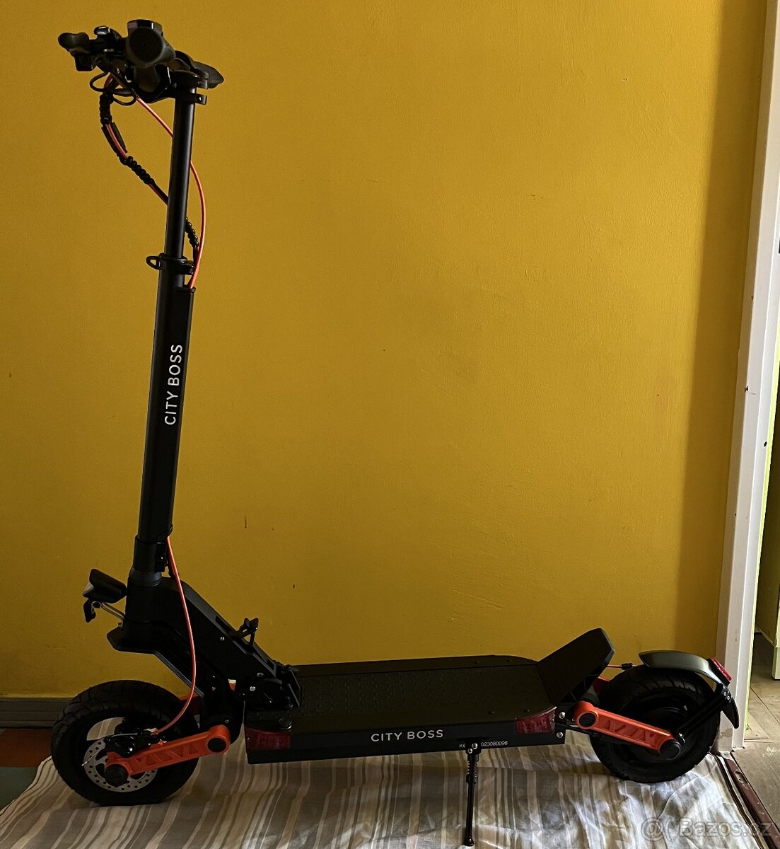 ELEKTROKOLOBĚŽKA CITY BOSS K600, SLEVA V ZÁRUCE