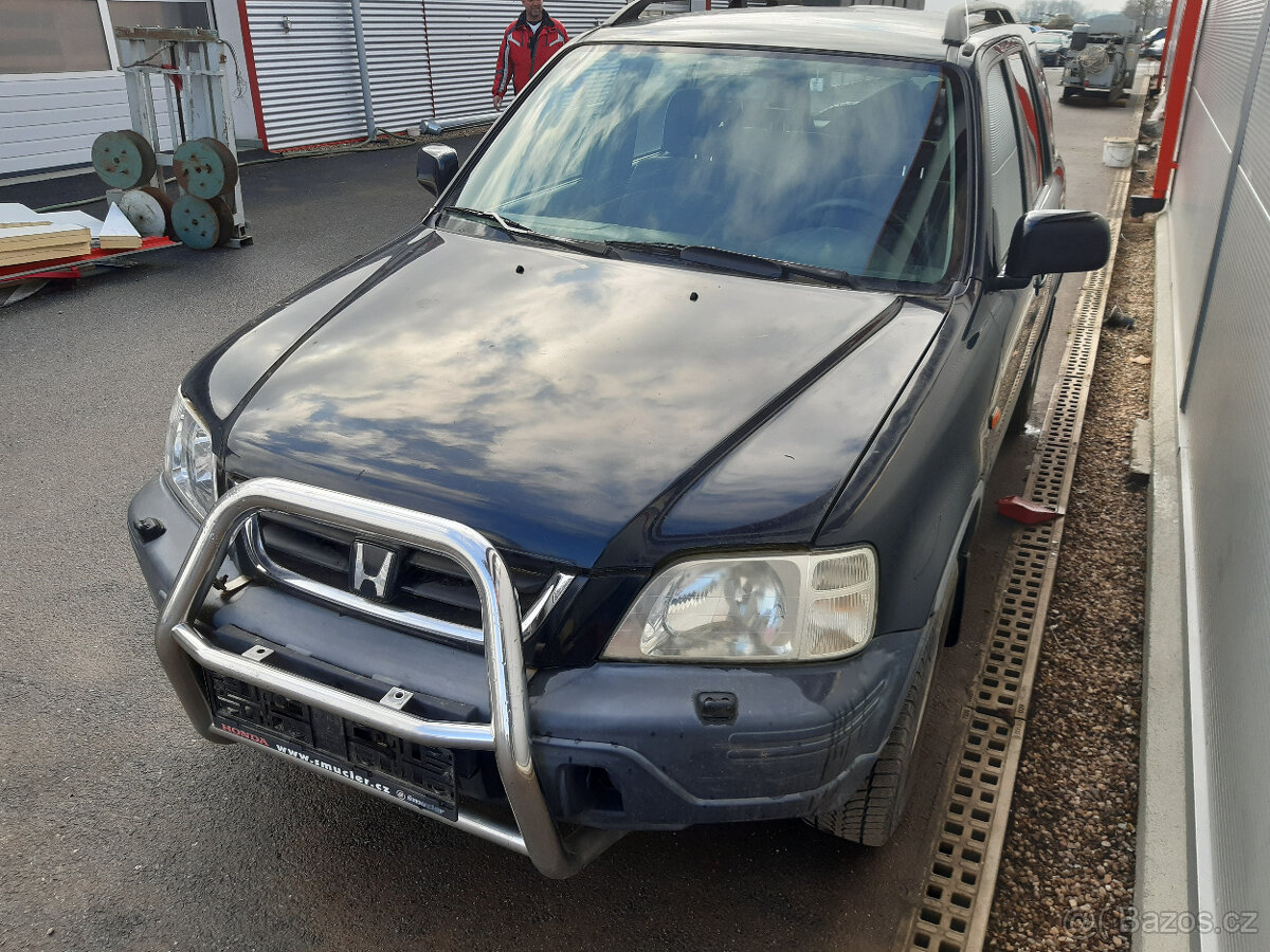 Honda CR-V 2,0i 1999 94kW 4x4, JEZDI, DILY z VOZU