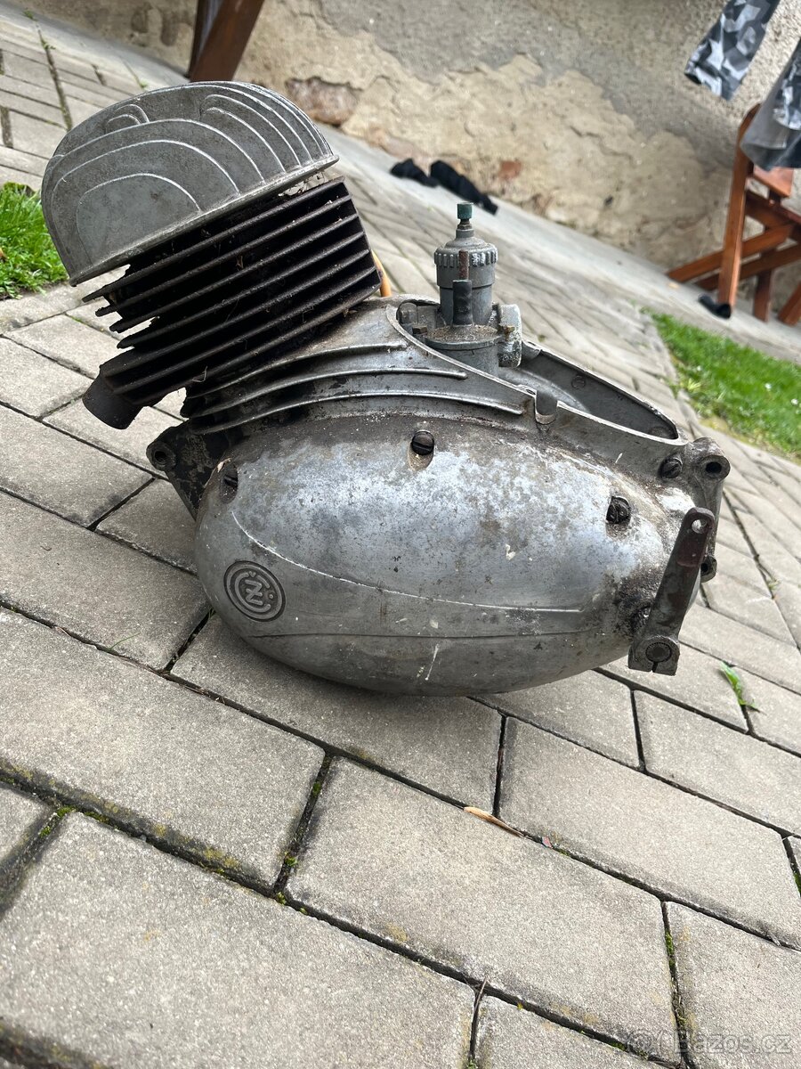 Motor ČZ 150C