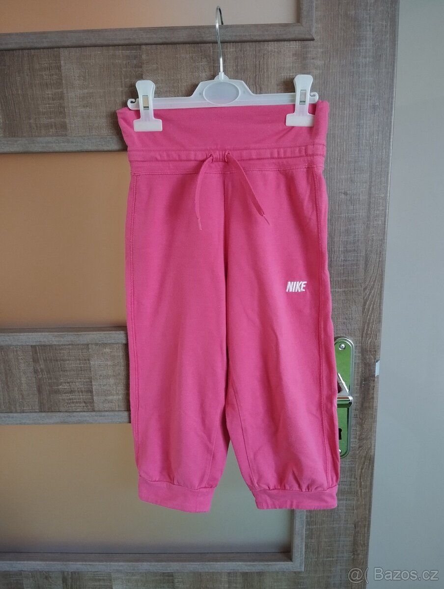 Dívčí kraťasy