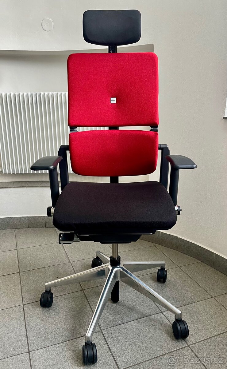 kancelářská židle Steelcase Please s podhlavníkem