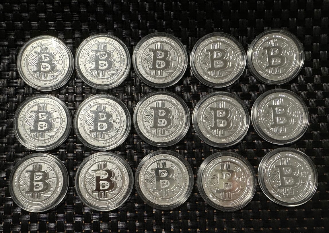 15 x Stříbrná investiční mince B T C 1 oz