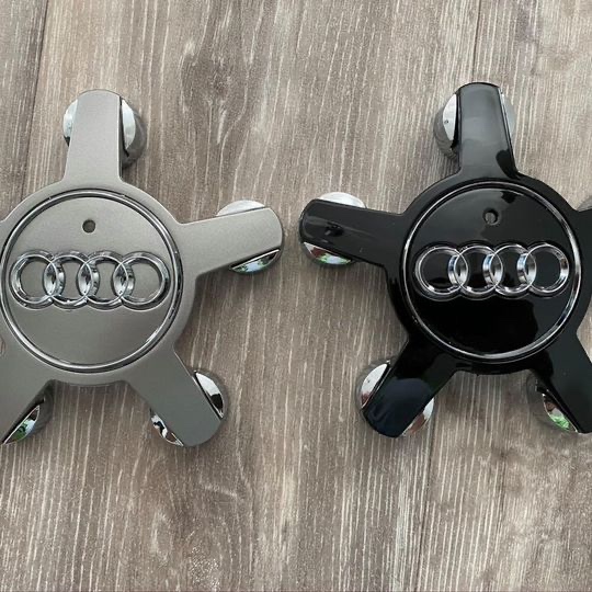 Středy Alu kol Audi Hvězda sada 4ks 5x112 Nové 135mm