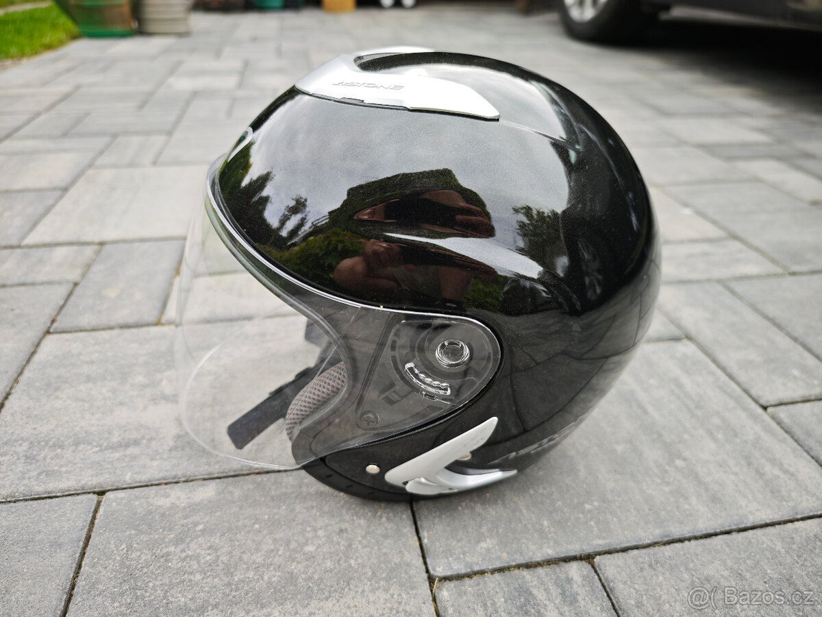 Moto helma Astone vel M