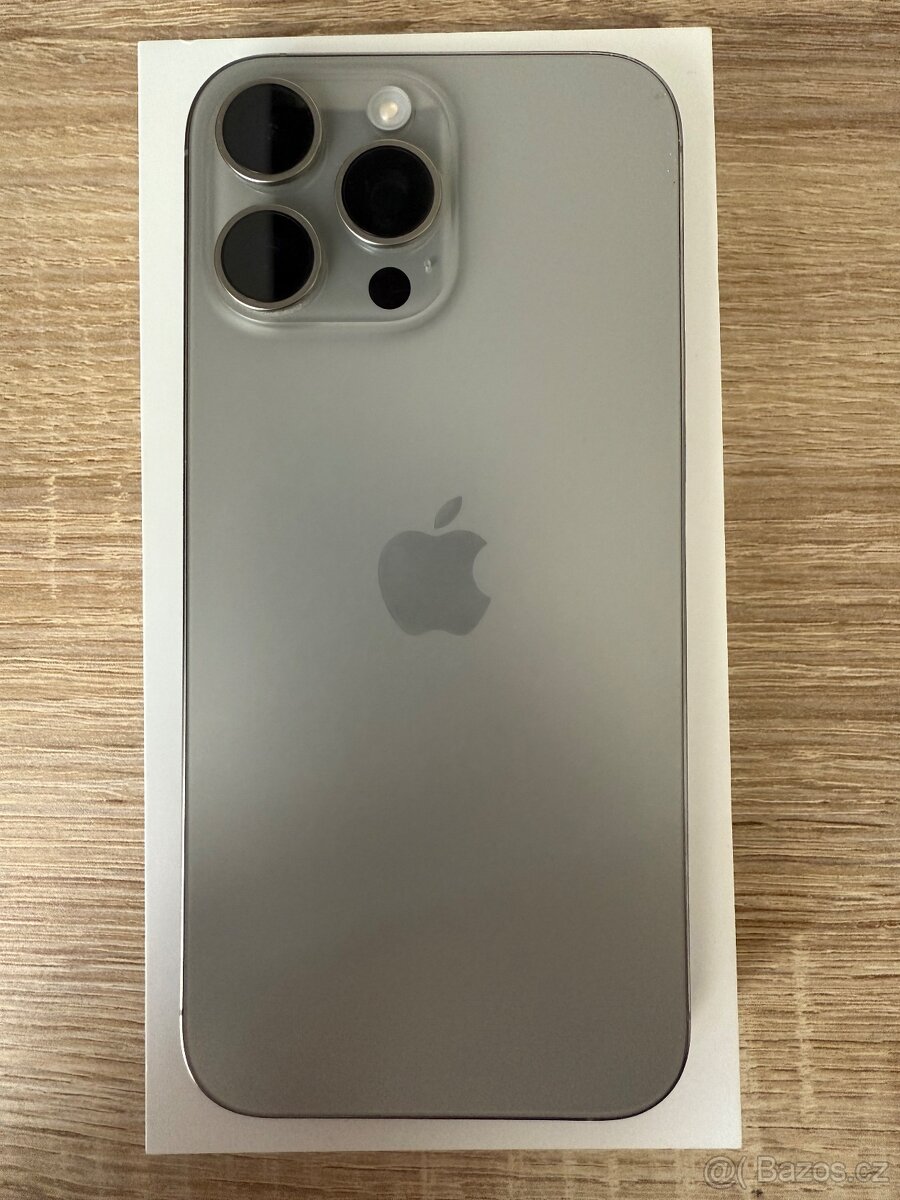 iPhone 16 Pro Max 256GB přírodní titan